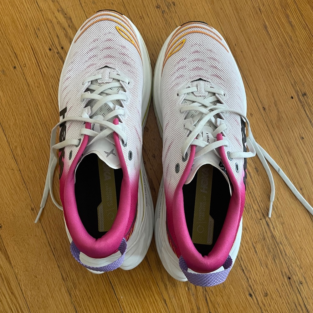 Hoka Bondi X - like new! 8.5B